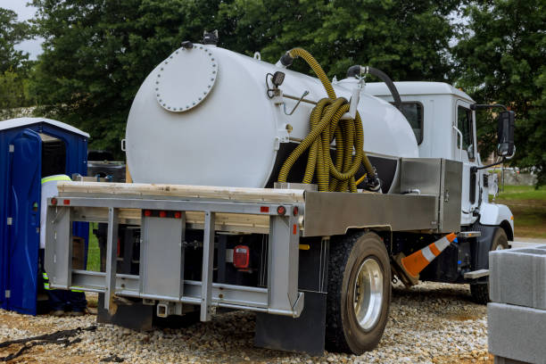 Best Sanitation services for porta potties  in De Kal, TX