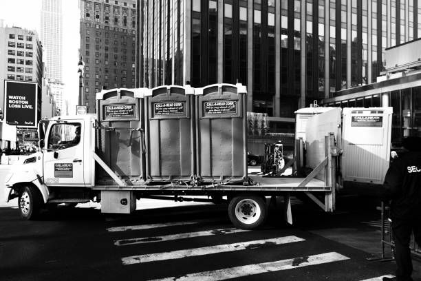 Best Local porta potty services  in De Kal, TX