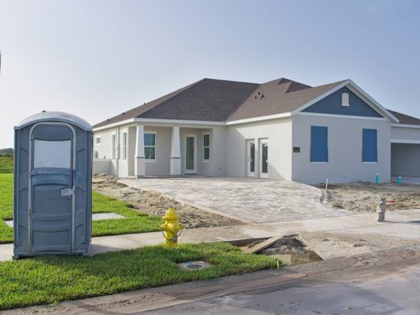 Best Portable bathroom rental  in De Kal, TX